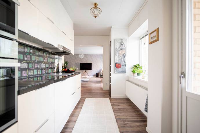 3 rum lägenhet på Gideonsbergsgatan 23B Gideonsberg, Västerås kommun - bild 2