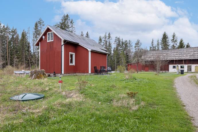2 rum Gård med jordbruk på Tranbyn Ränniln 112 Alunda Östhammars kommun - bild 23