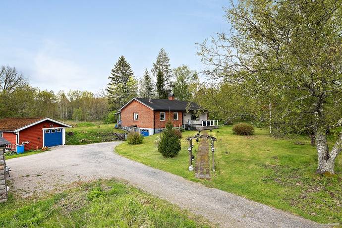 3 rum villa på Roslagsvägen 478 Edsbro, Norrtälje kommun - bild 1