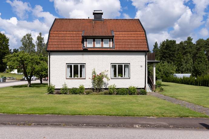 5 rum villa på Domarydsvägen 18 Lagan, Ljungby kommun - bild 2