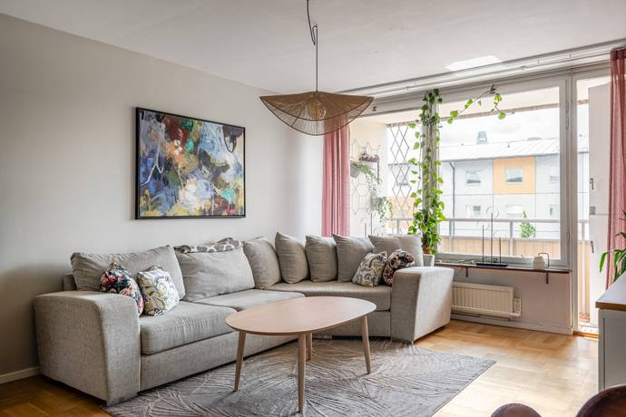 3 rum lägenhet på Stamgatan 79 Östberga, Stockholms kommun - bild 2