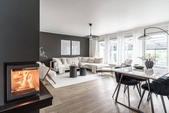 6 rum villa på Freja plan 2 Älmhult, Älmhults kommun - bild 1