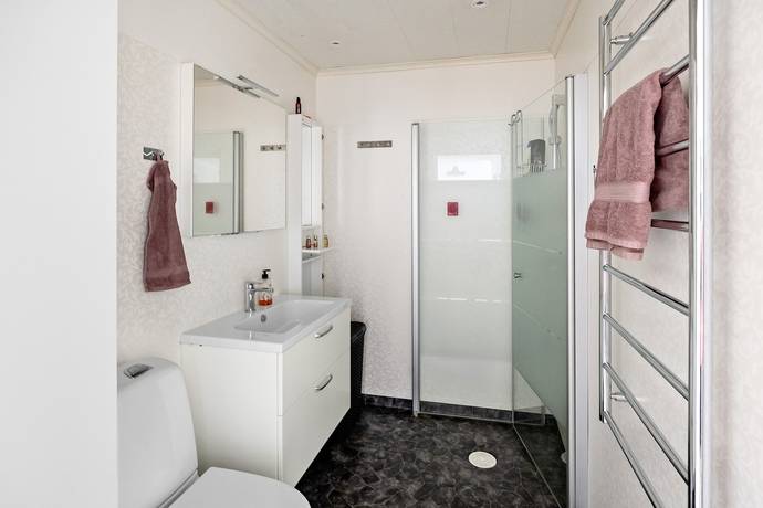 4 rum Radhus på Hemgårdsgatan 67 Kåge Skellefteå kommun - bild 16