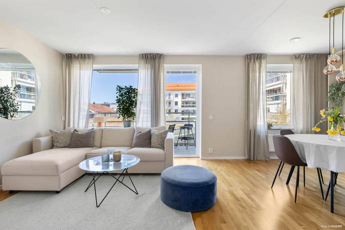 2 rum lägenhet på Hindergårdsgatan 7 Rynningeåsen, Örebro kommun - bild 1