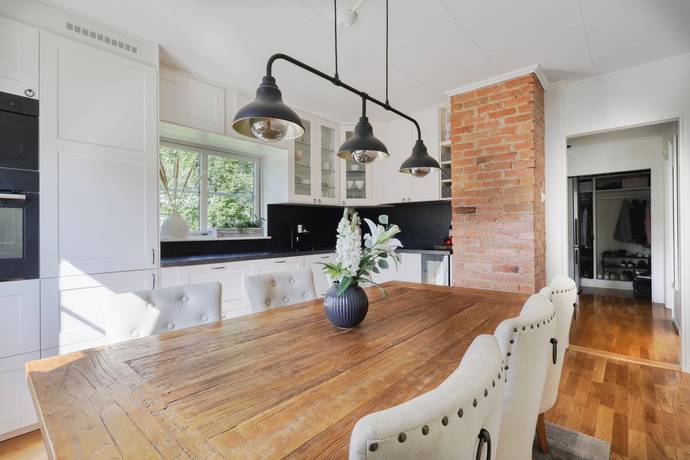 6 rum villa på Bredehall 11 Lerum Centralt, Lerums kommun - bild 5