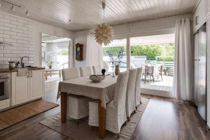 14 rum villa på Lilla Hagrydsvägen 23A & 23B Malevik, Kungsbacka kommun - bild 5