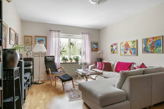 3 rum lägenhet på Femte Tvärgatan 34B Brynäs, Gävle kommun - bild 1