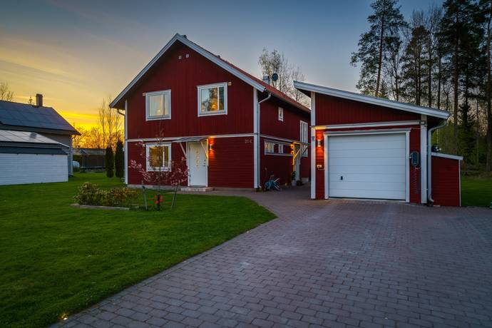 7 rum villa på Törsjögatan 20G Marieberg, Örebro kommun - bild 1