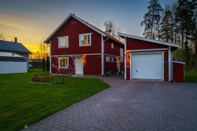 7 rum Villa på Törsjögatan 20G Marieberg Örebro kommun