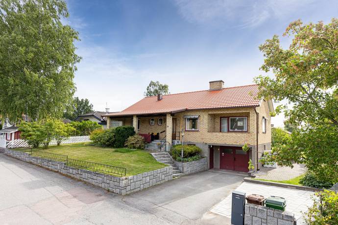 6 rum villa på Torpvägen 6A Skiljebo, Västerås kommun - bild 1