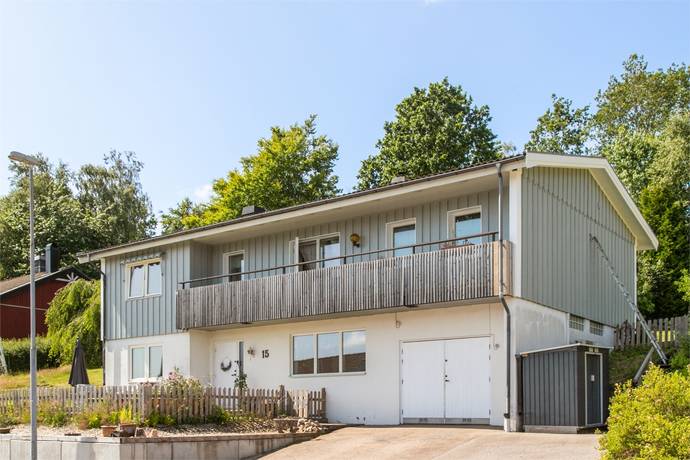 6 rum villa på Ljungkullsvägen 15 Ljungby, Falkenbergs kommun - bild 1