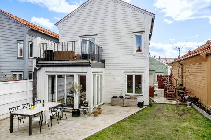 5 rum villa på Klubbgatan 11 Mariefred Stadsparken, Strängnäs kommun - bild 2