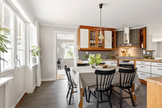 7 rum Villa på Kaveldunsvägen 2A Sturefors Linköpings kommun - bild 9
