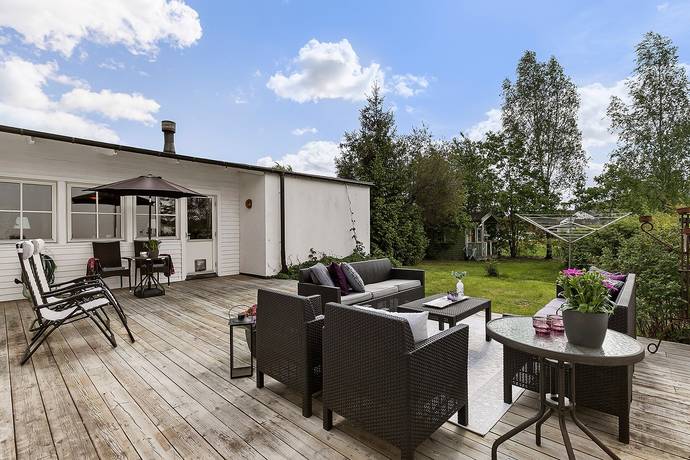 5 rum radhus på Villavägen 5 Stallarholmen, Strängnäs kommun - bild 1