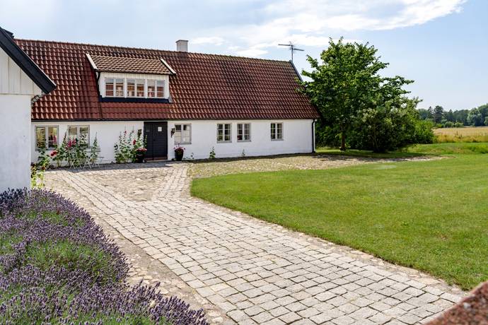 8 rum villa på Slånbärsvägen 16 Hofterup, Kävlinge kommun - bild 2