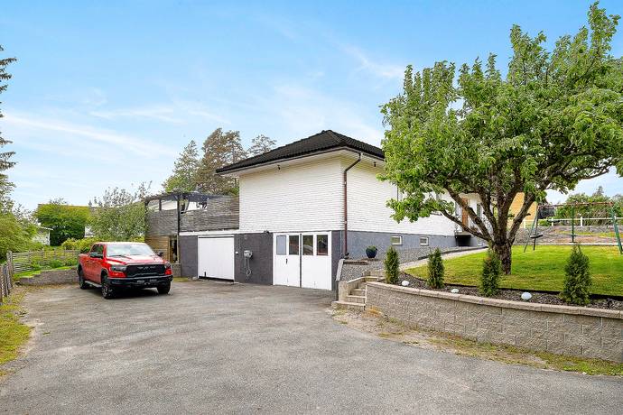 7 rum villa på Långsjövägen 8A Trollbäcken, Tyresö kommun - bild 5