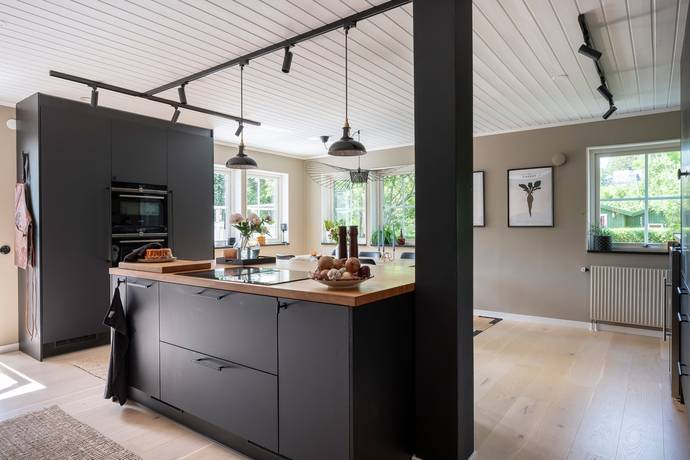 7 rum Villa på Oxelvägen 16 Huddinge - Milsten/Snättringe Huddinge kommun - bild 7