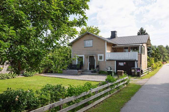 3 rum villa på Tallgatan 3 Skutskär, Älvkarleby kommun - bild 1