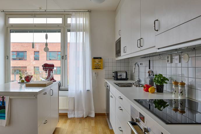 3 rum Lägenhet på Lugnets allé 65 Hammarby Sjöstad Stockholms kommun - bild 9