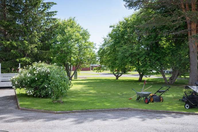 8 rum Villa på Markusvägen 35 Sundom Luleå kommun - bild 2