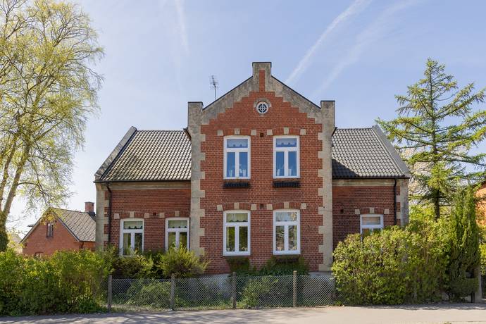 7 rum villa på Järnvägsgatan 15 Staffanstorp, Staffanstorps kommun - bild 1