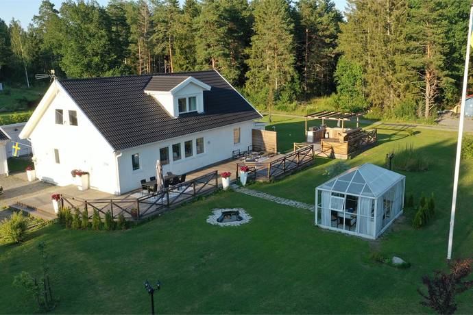 5 rum villa på Hälleby 259 Östuna, Knivsta kommun - bild 1