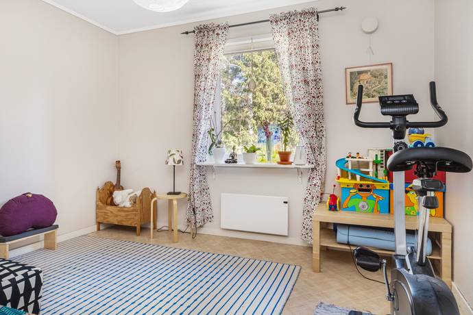 5 rum Villa på Faktorsvägen 22 Karbenning Norbergs kommun - bild 16