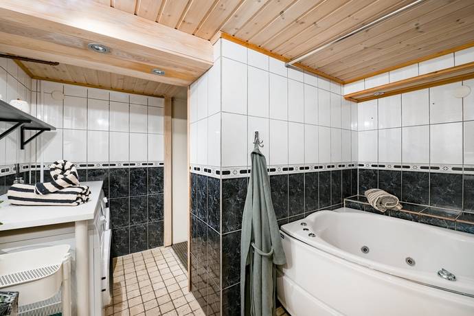 7 rum Villa på Hagavägen 1 Rönninge Salems kommun - bild 39