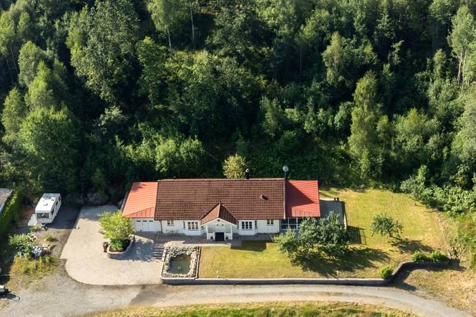 4 rum villa på Ryggebolvägen 55 Stenkullen, Lerums kommun - bild 1