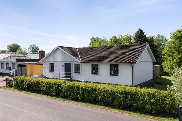 Idrottsgatan 6, Våxtorp, Laholms kommun