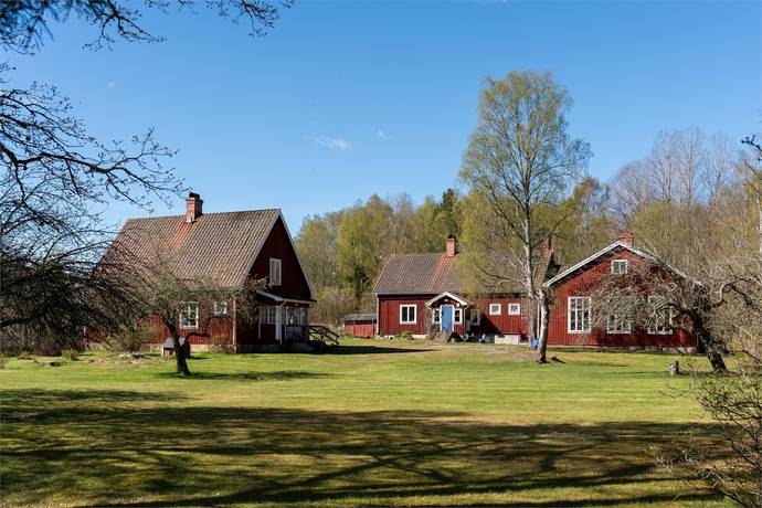 12 rum villa på SEVALLA SKOLA 1 Norra Landsbygden, Västerås kommun - bild 2
