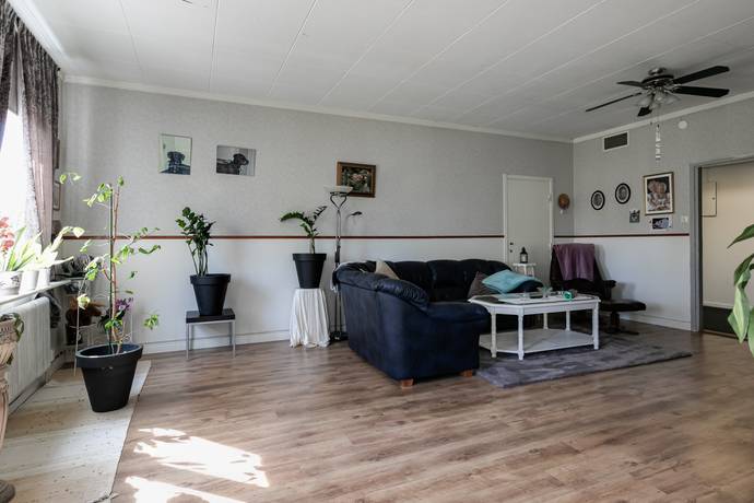 13 rum Villa på Axbergshammar 322 Örebro kommun - bild 18