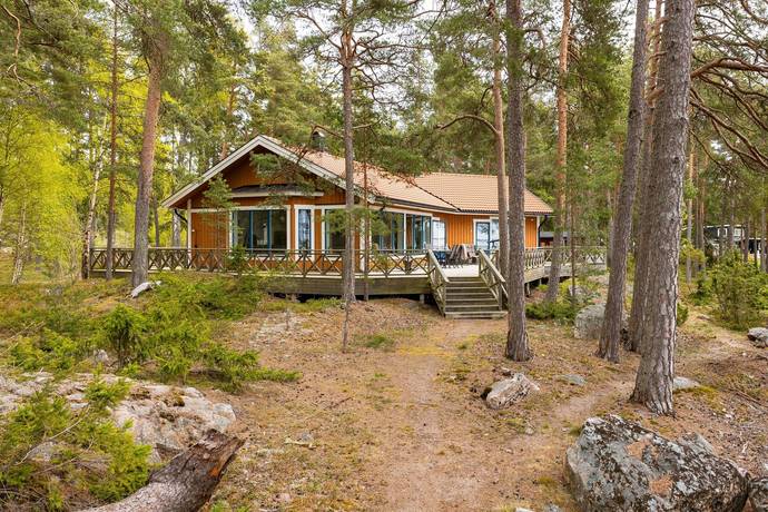 4 rum Villa på Väster-Mörtarö 944/945 Gräsö Östhammars kommun - bild 7