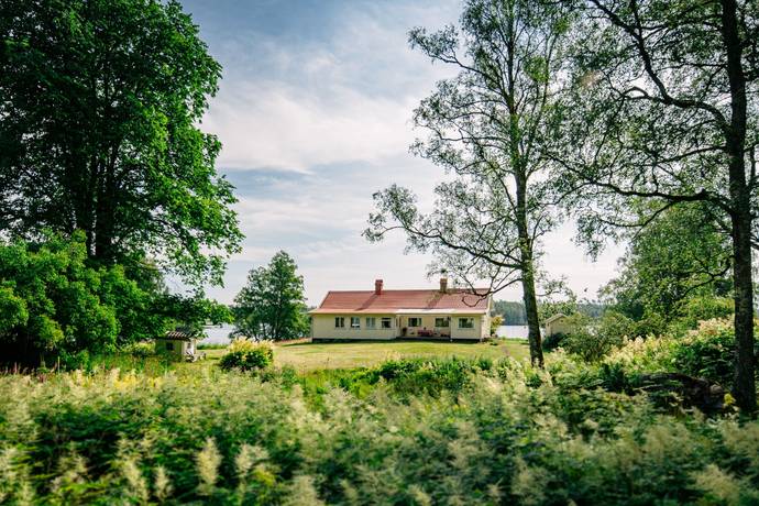 Älgarås, Töreboda kommun