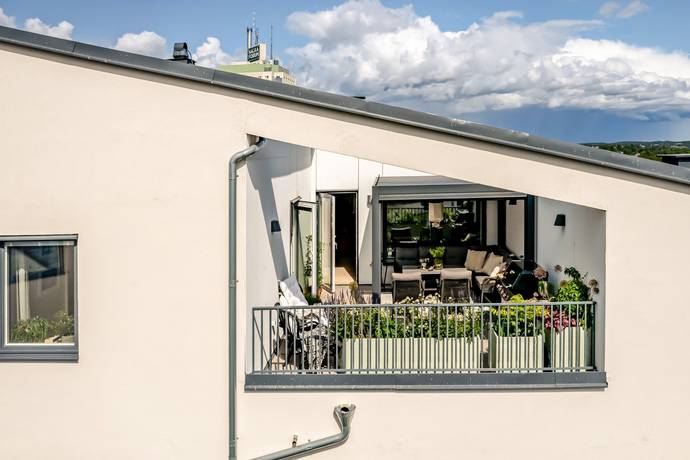 3 rum lägenhet på Stadshusplatsen 2 Nacka Centrum, Nacka kommun - bild 2