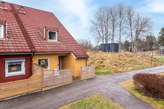 5 rum Radhus på Carl Bergstens gata 67 Klockaretorpet Norrköpings kommun - bild 32