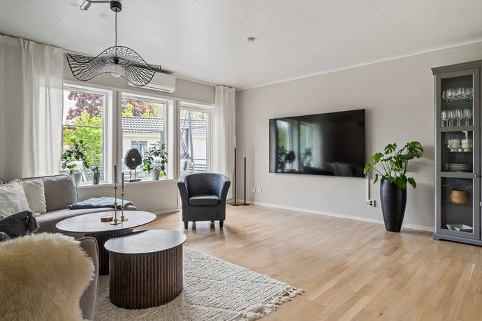 6 rum Villa på Bresättersvägen 23 Laggarhult Katrineholms kommun - bild 11