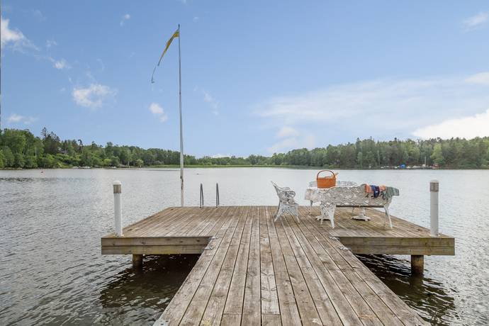 5 rum villa på Lindängen 16 Viksberg, Södertälje kommun - bild 2