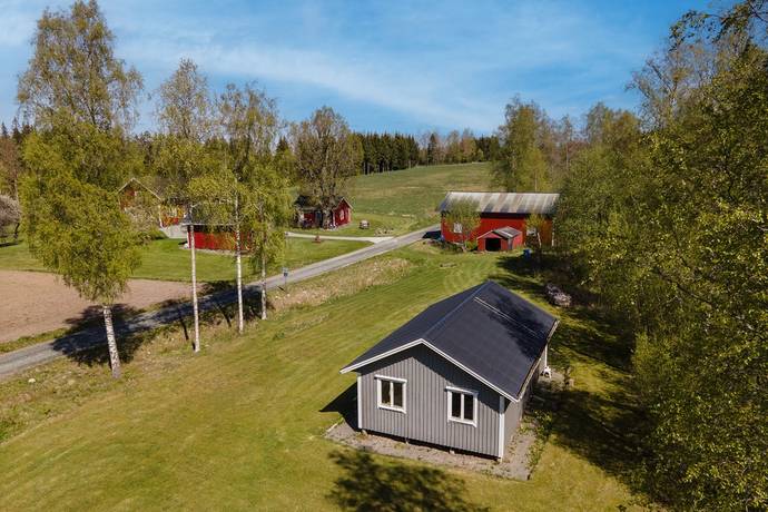 8 rum Gård med skogsbruk på Södra Backen 2 Ärtemark Bengtsfors kommun - bild 7