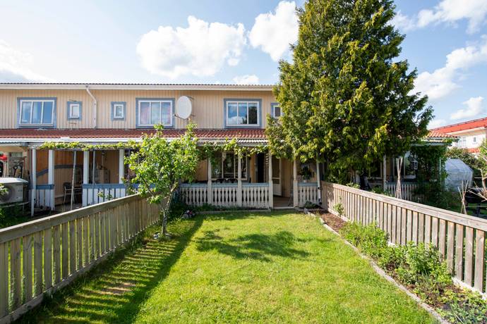 4 rum lägenhet på Skälbygatan 232 Skälby, Västerås kommun - bild 1