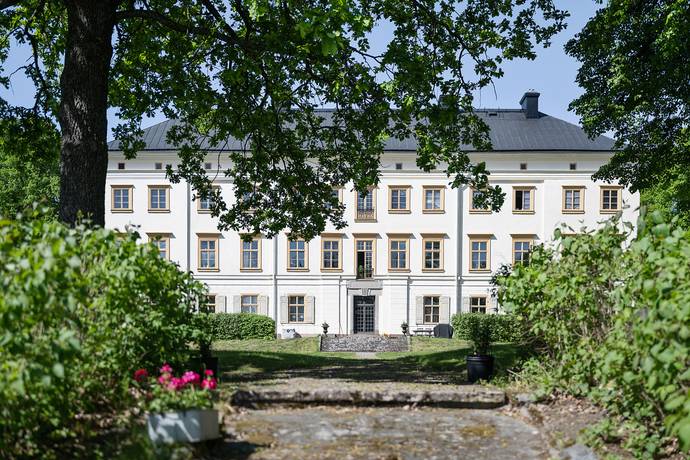 7 rum lägenhet på Lennartsnäs Slott 1 Upplands-Bro, Upplands-Bro kommun - bild 2