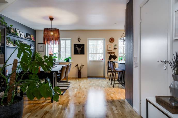 6 rum Radhus på Björkhemsvägen 11C Lillån Örebro kommun - bild 14