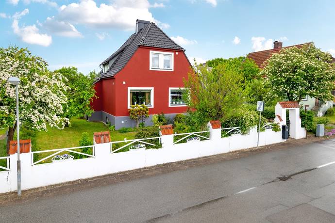6 rum villa på Samuelsgatan 23 Ramlösa, Helsingborgs kommun - bild 1