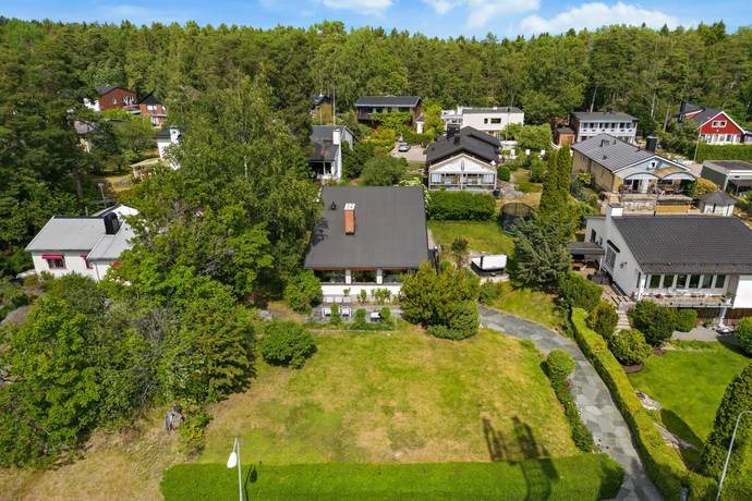 7 rum villa på Lupinvägen 8 Hässelby Södra Villastad, Stockholms kommun - bild 3