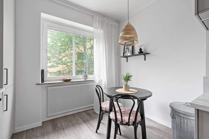 2 rum lägenhet på Paradisgränd 3 Centrala Södertälje, Södertälje kommun - bild 2