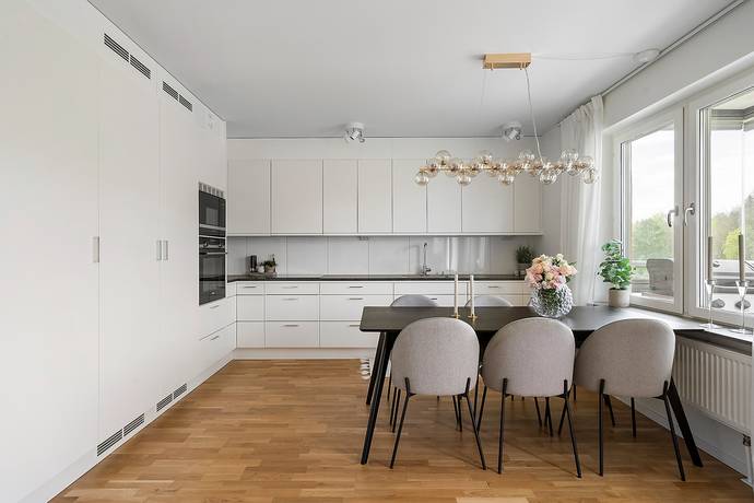 3 rum Lägenhet på Krögers Promenad 13 Silverdal Sollentuna kommun - bild 11