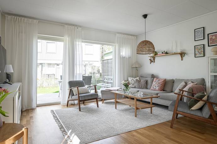 5 rum Par-/kedje-/radhus på Plantslingan 62 Länna Huddinge kommun - bild 5