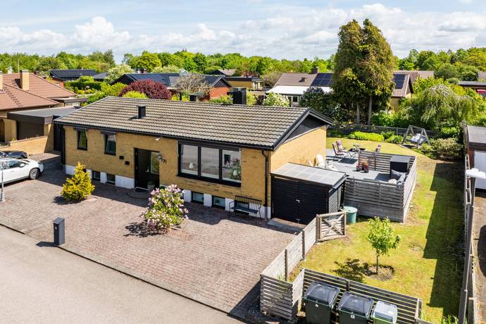 4 rum villa på Smultrongatan 30 Lomma - Bärgatorna, Lomma kommun - bild 1