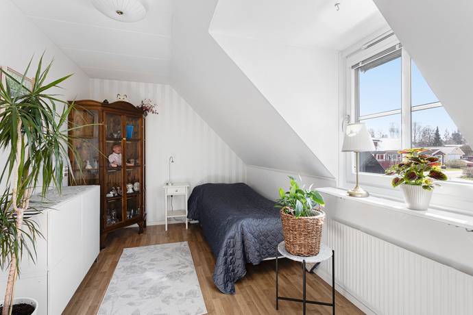 3 rum Radhus på Ängvaktarvägen 51 Långängen Hallsbergs kommun - bild 14