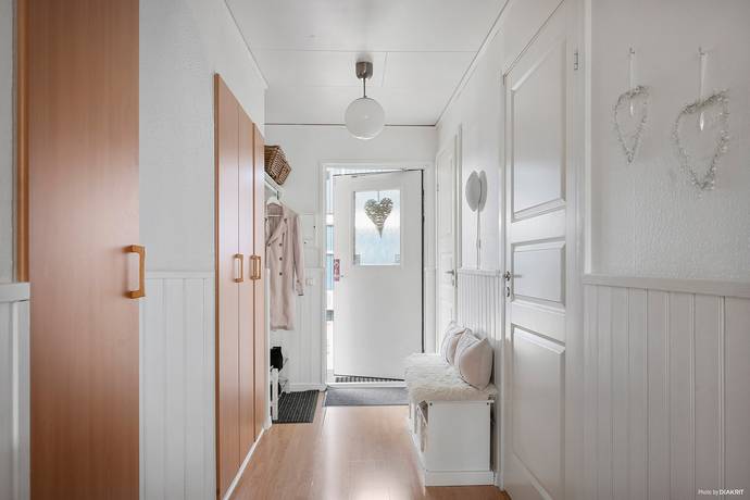 6 rum radhus på Växthusvägen 22 Munka-Ljungby, Ängelholms kommun - bild 3